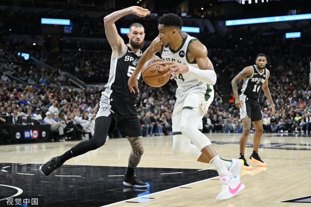 那不勒斯的 那不勒斯的