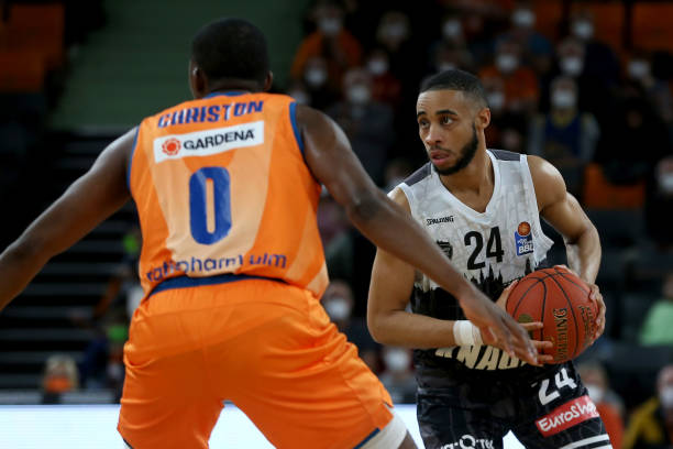 本案将于 本案将于