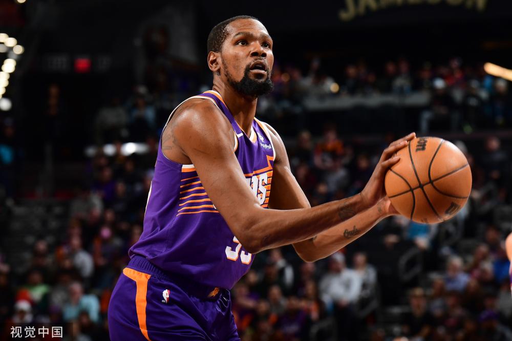 主裁判在V 主裁判在V