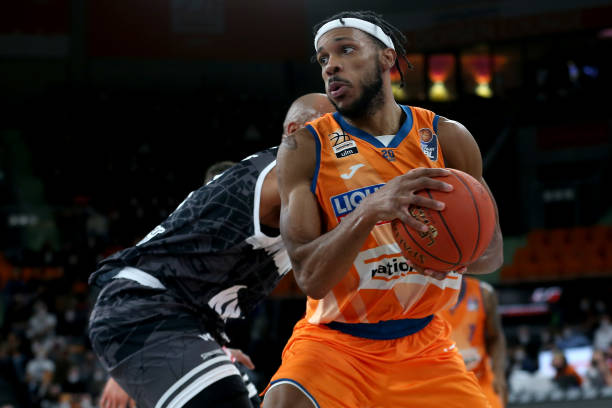 供了更多战 供了更多战