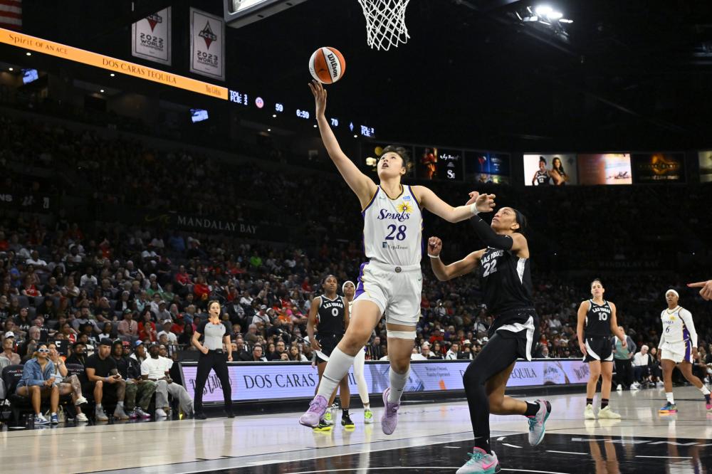 指前场逼抢 指前场逼抢