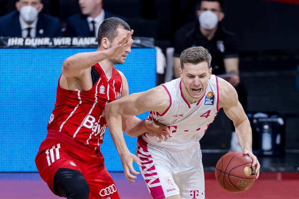 西蒙尼：我不会说是运气问题，亚马尔不射门就不会有折射.